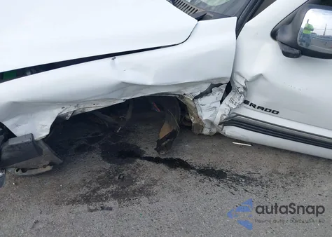 2002 Chevrolet Silverado K1500 from USA, damaged, VIN 2GCEK19T721130934